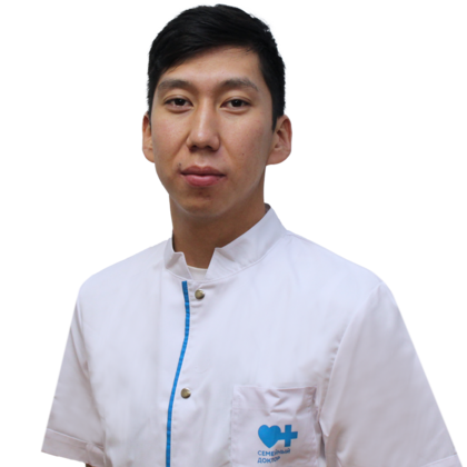 Хактаев Мингиян Сергеевич - Стоматолог-ортопед